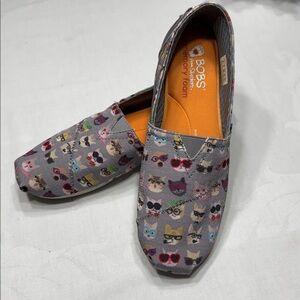 Bobs for dogs from Skechers memory foam slip on shoes. Size 8